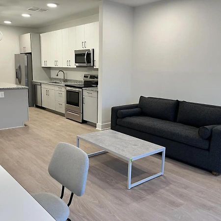 The Monroe Apartments By Barsala คลีฟแลนด์ ภายนอก รูปภาพ
